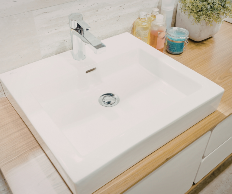 شركة تشطيب سباكة الحمام في ام القيوين 💧🏠0566184806